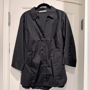 Black Lee 3/4 sleeve, button down top with hidden buttons